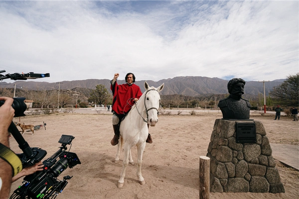 Entrevista a Mariano Kohan, productor la serie “Menem”